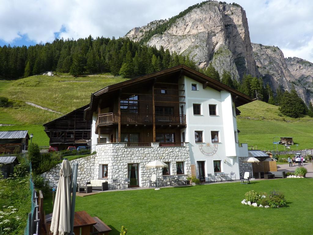 Cedepuent De Sot Daire Selva di Val Gardena Oda fotoğraf
